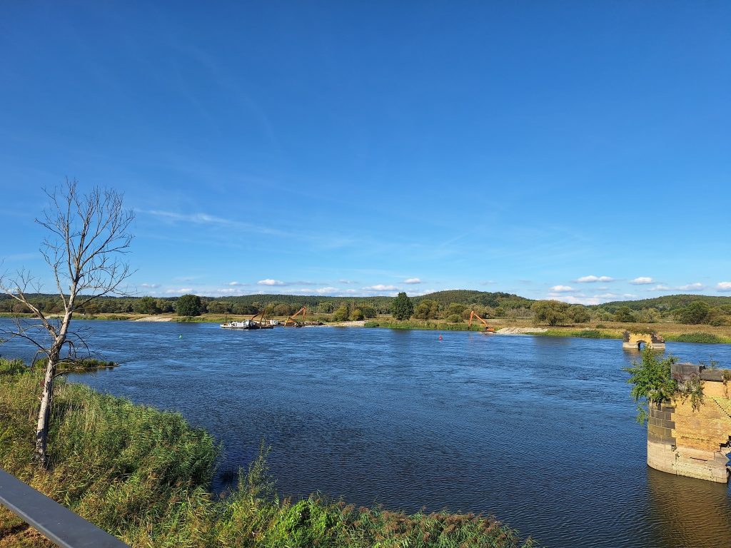 Widok na Odrę z niemieckiego brzegu