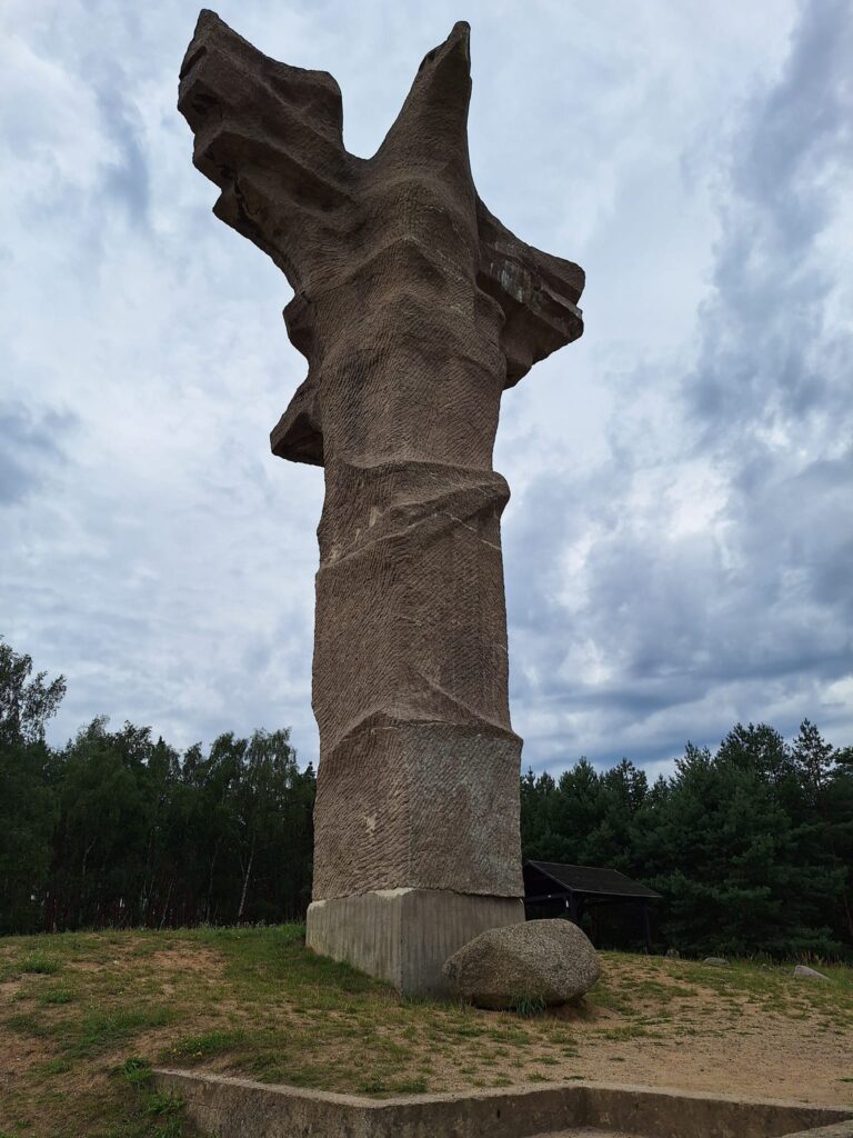 Góra Czcibora i pomnik poświęcony bitwie pod Cedynią 